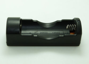 Chine 4,2 chargeur de batterie simple de lampe-torche de V pour 18650 26650 la taille de la batterie 100*33*31mm fournisseur