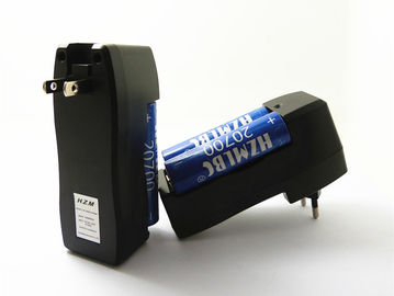 Chine Chargeur de batterie d'ion de lithium de 3,7 volts, chargeur de batterie d'ion de lithium de 2 x de 18650 Smart fournisseur