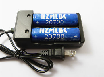 Chine Chargeur de batterie universel d'ion de la prise 2A Li des USA pour des batteries d'ion de Li 20700 cellules fournisseur