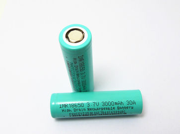Chine La puissance élevée électronique 1000 de la batterie 3.7V 3000mAh d'ion de Li de la cigarette 18650 chronomètre la vie fournisseur